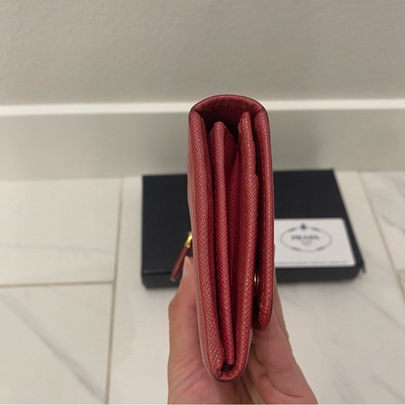 Prada full size Wallet - Picture 6 of 13